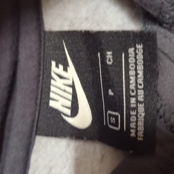 Nike Sportswear Camo-Print Fleece Hoodie Sweatshirt Size S Used Exc MSRP $65 - Picture 6 of 7